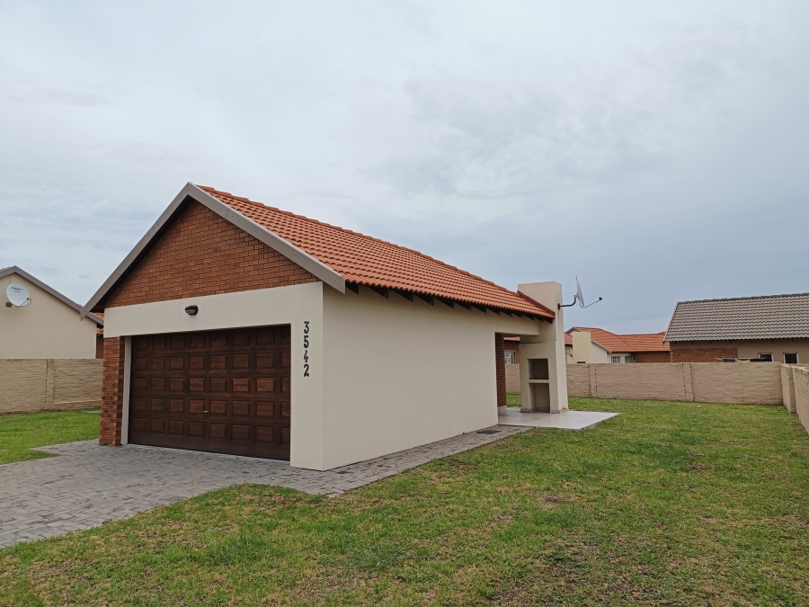 3 Bedroom Property for Sale in Waterkloof Hill Estate North West